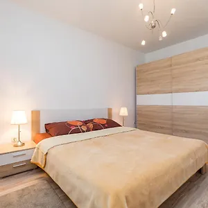 Tasha Apartment