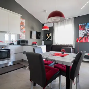 House Zaton Appartement Nin