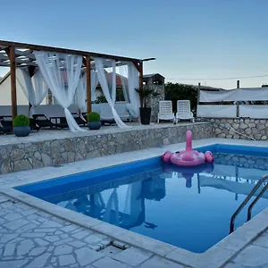Oguic Apartment Pag Town