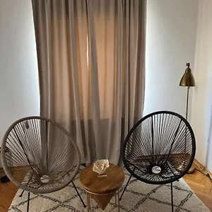 T&s With Free Parking Appartement Pula