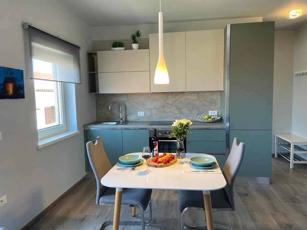 Apartmani Zuzic Porec Appartamento
