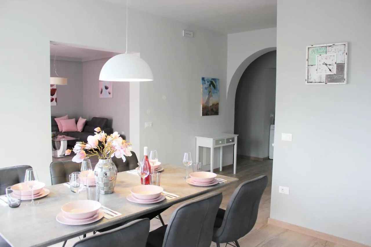 Appartamento Apartmani Zuzic Porec