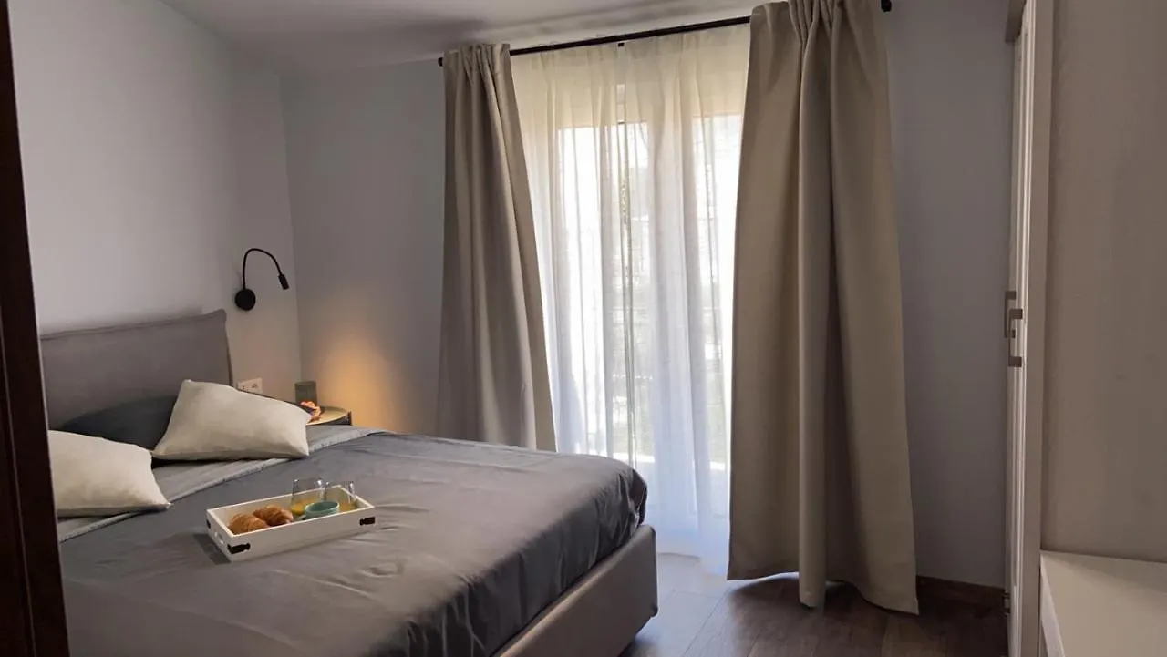 Apartmani Zuzic ポレッチ 0*,  クロアチア